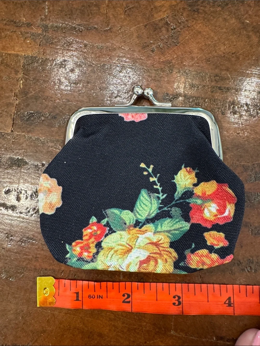 Floral Clasp Coin Purse - Red, Pink, Blue, Black, Cream - Picture 8 of 9
